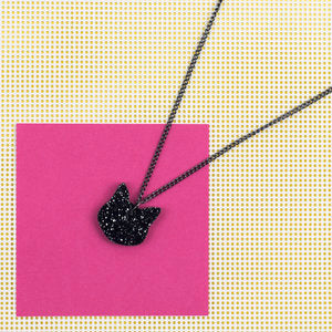 BLACK GLITTER MINI CAT PENDANT